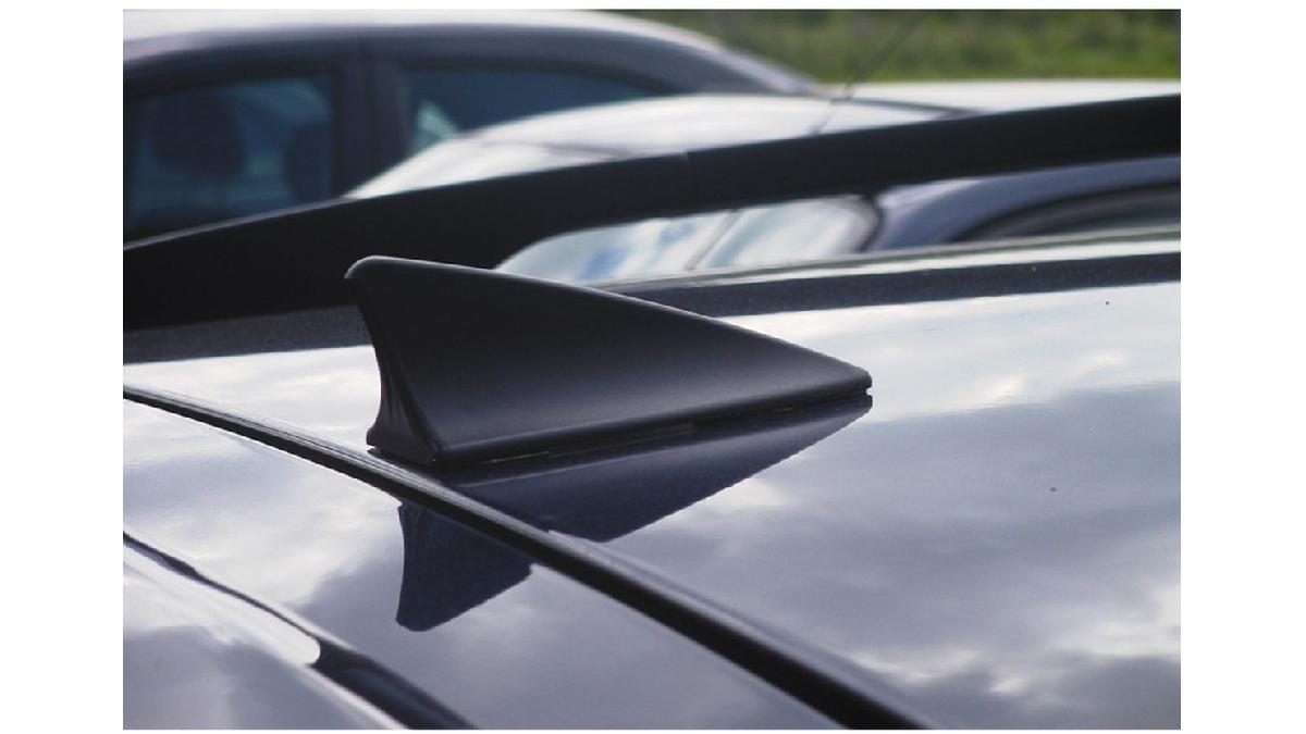 Antenne+de+navigation+SharkFin+universel+%28Dummy%29+-+Noir+-+Longueur+140mm